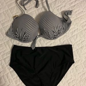 Women’s Swimsuit 38DD